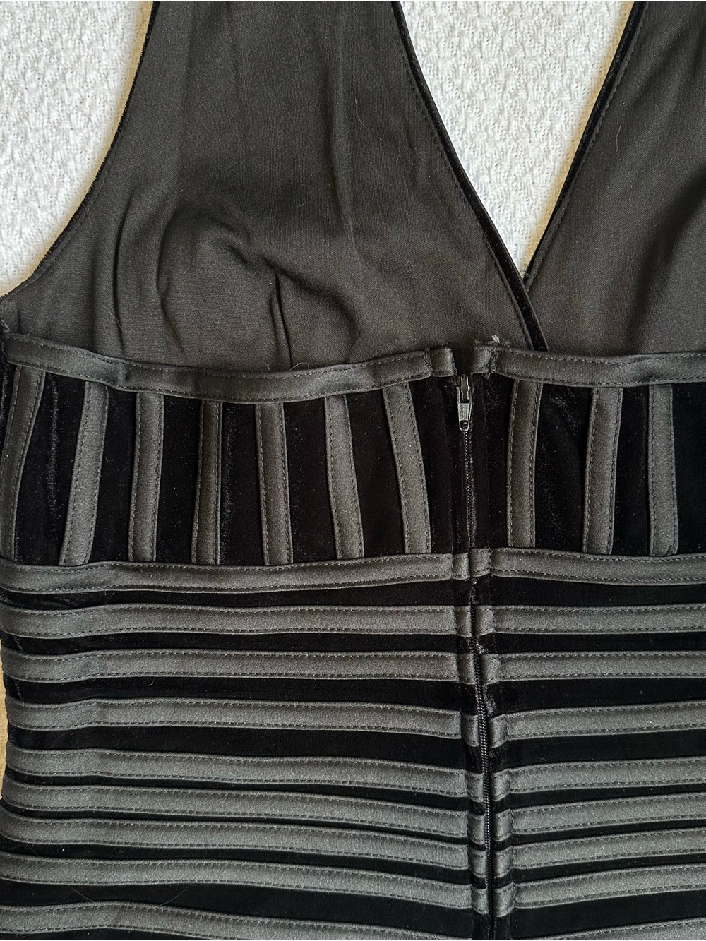 JS Collections Black Textured Stripe Halter Top - Picture 4 of 7